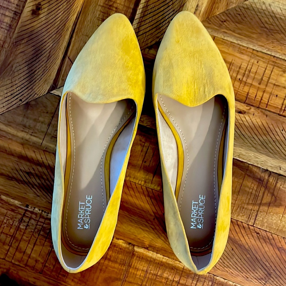 Market & Spruce mustard suede flats Sz 10